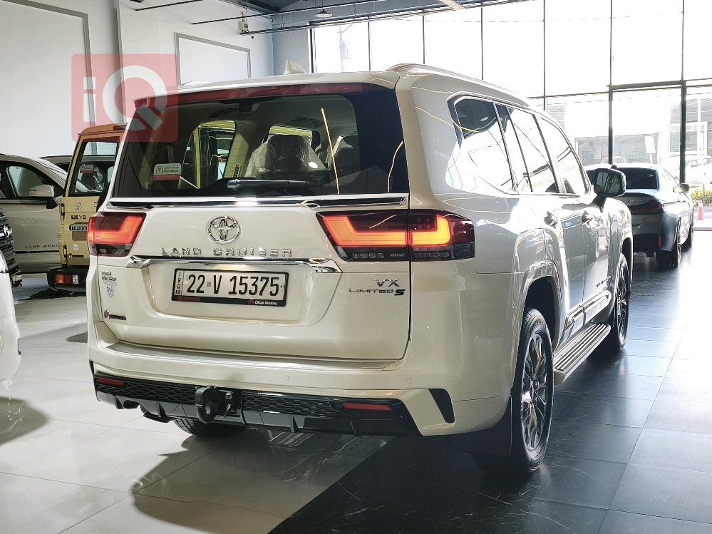 تويوتا لاندكروزر